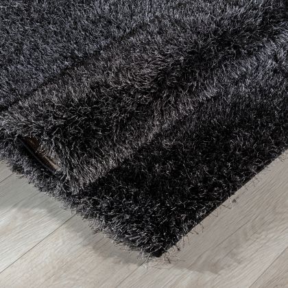 Blodwen Black 120x180 Szőnyeg